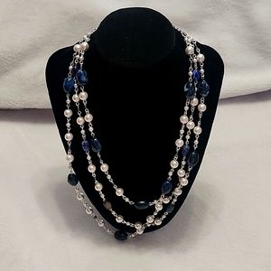 Pearly layered Necklace